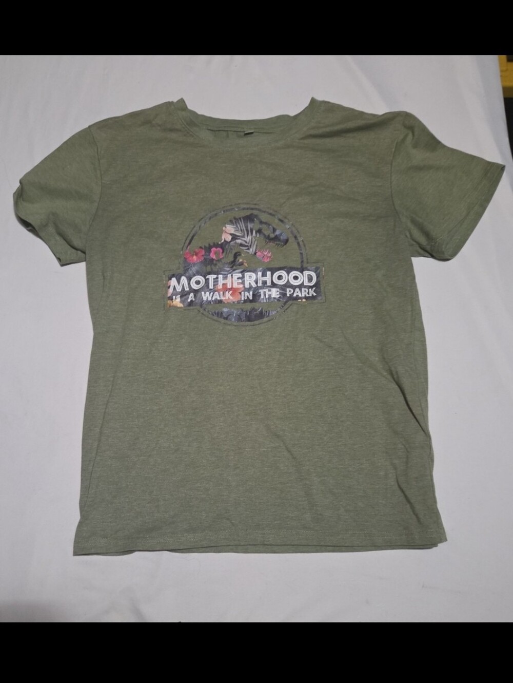 Jurassic Park women's medium green motherhood top #29